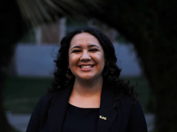 elaina tellez headshot