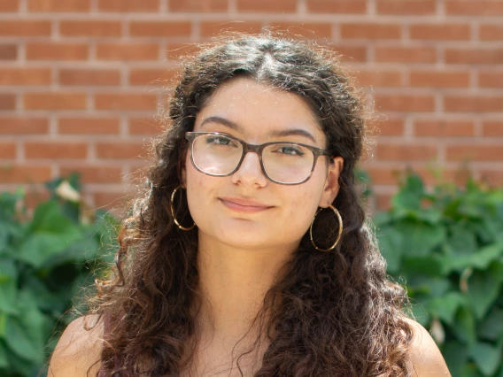 Michelle Mendivil Cabral Headshot